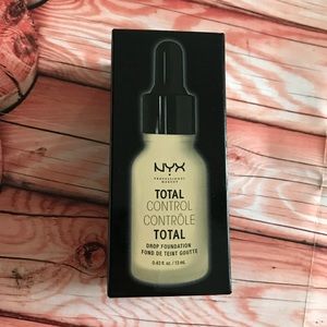 NYX Total Control Drop Foundation - Vanilla